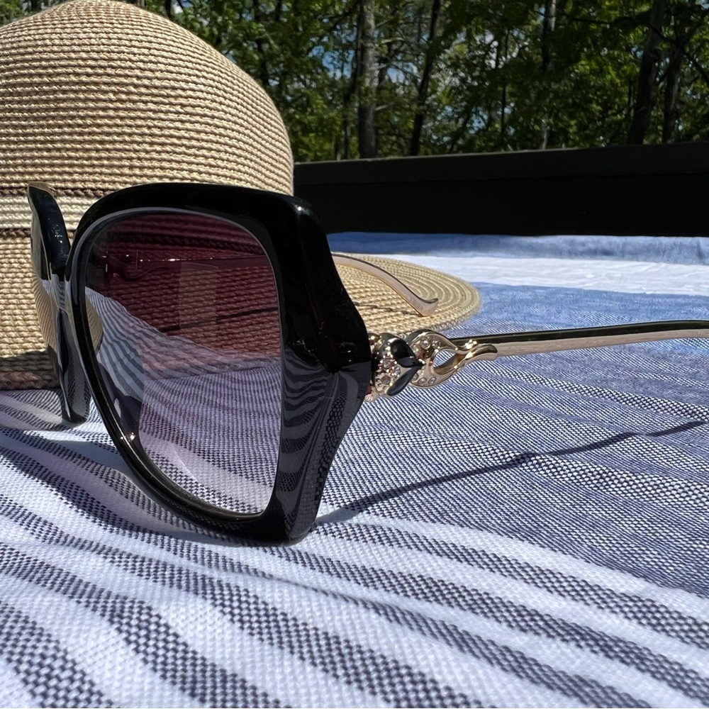 Allure Genesis Sunglasses, Oversized Black & Gold